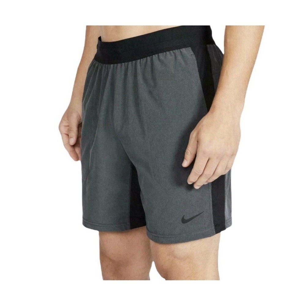 Nike Dri-Fit Men's Training Shorts Grey / Black  Size Small